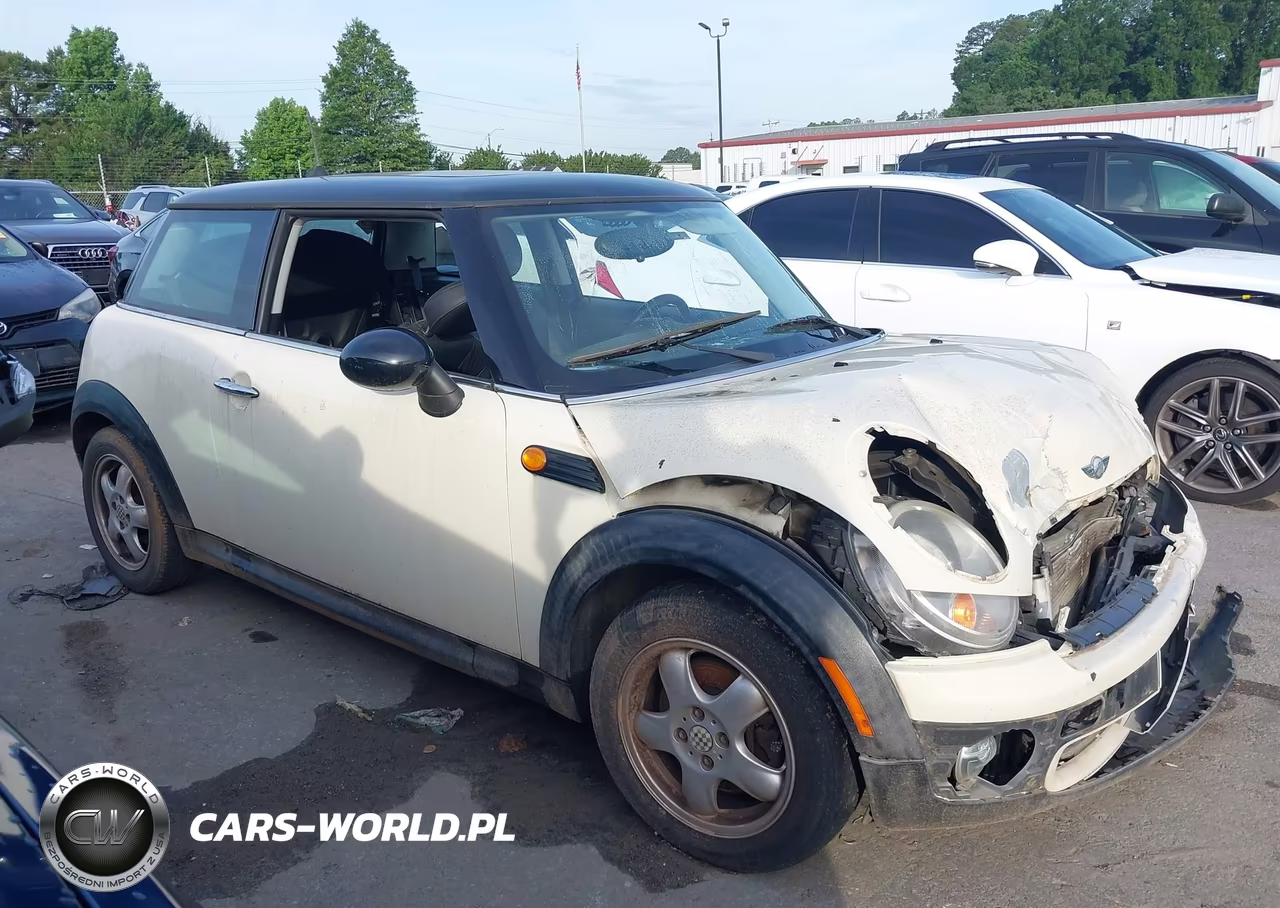 2007 Mini Cooper VIN:WMWMF33557TT59164 - 13