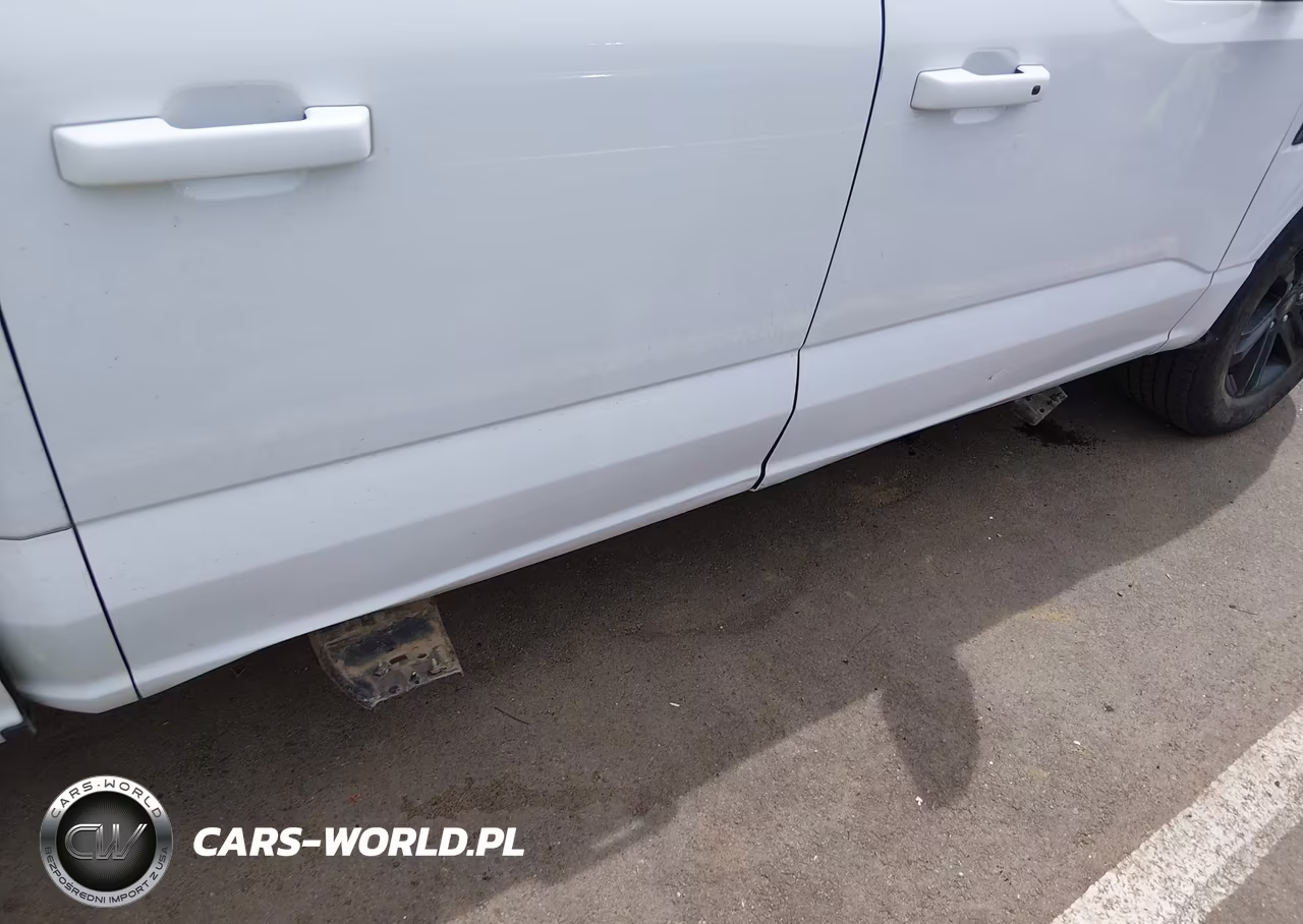 2023 Ford F-150 Xlt VIN:1FTEW1C58PFC09141 - 6