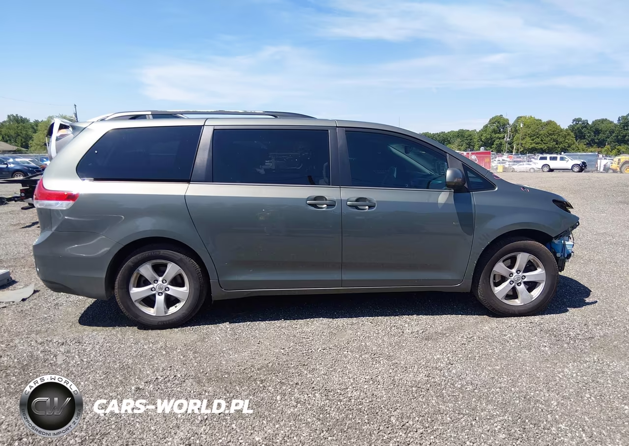2013 Toyota Sienna Le V6 8 Passenger VIN:5TDKK3DC3DS399241 - 14