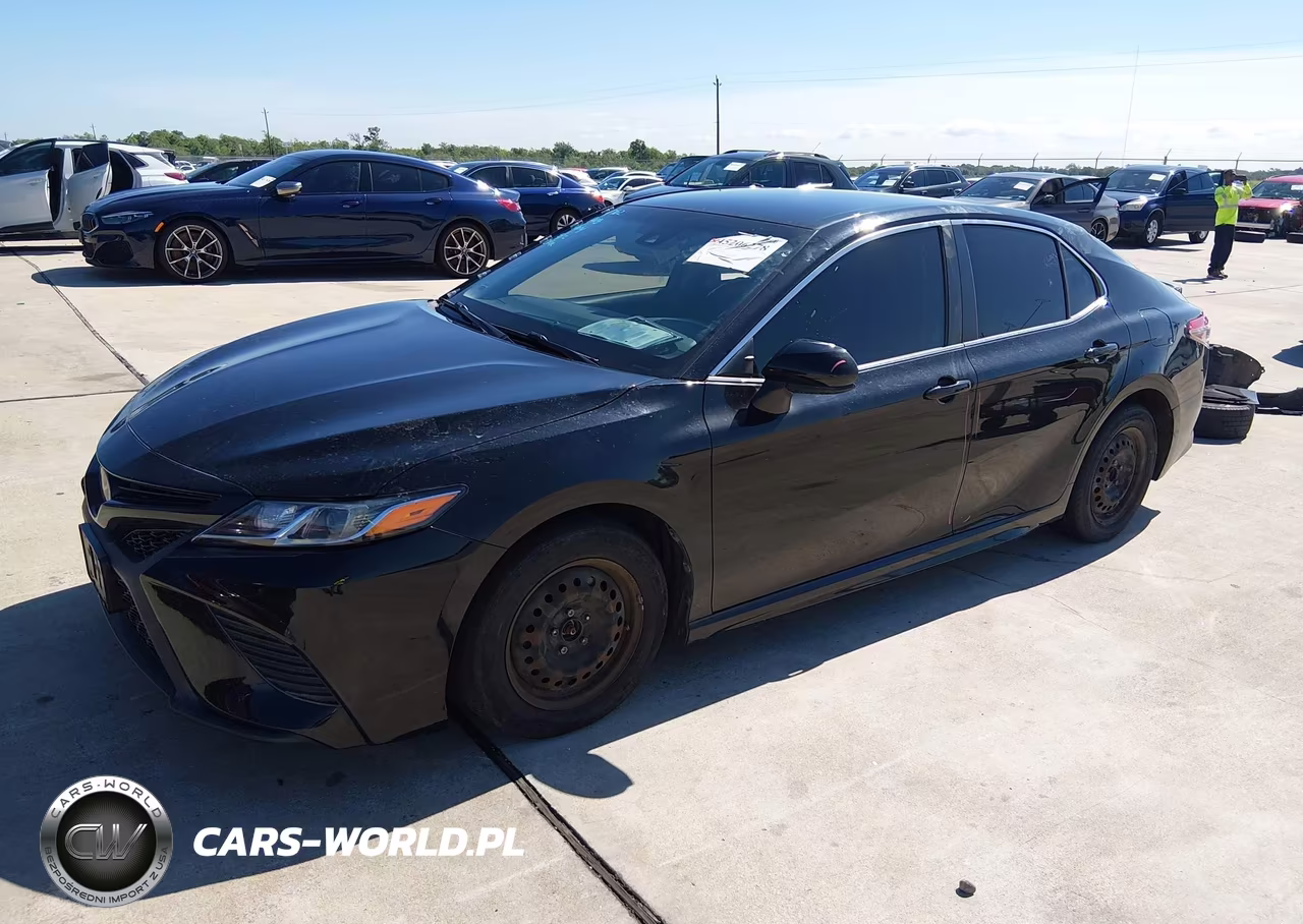 2018 Toyota Camry Se VIN:4T1B11HK7JU107358 - 2