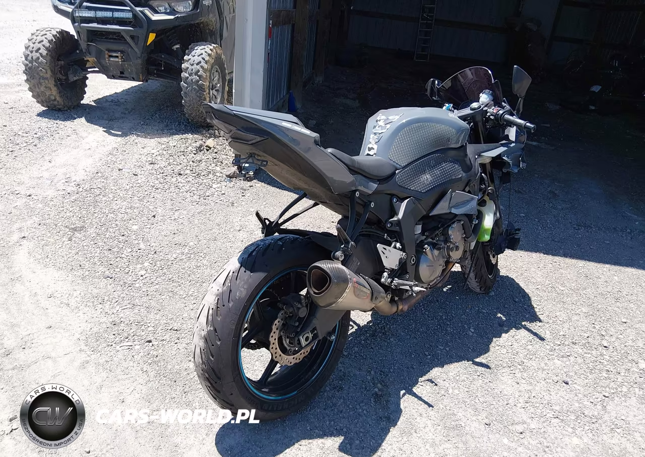2019 Kawasaki Zx636 K VIN:JKBZXJG16KA000496 - 4