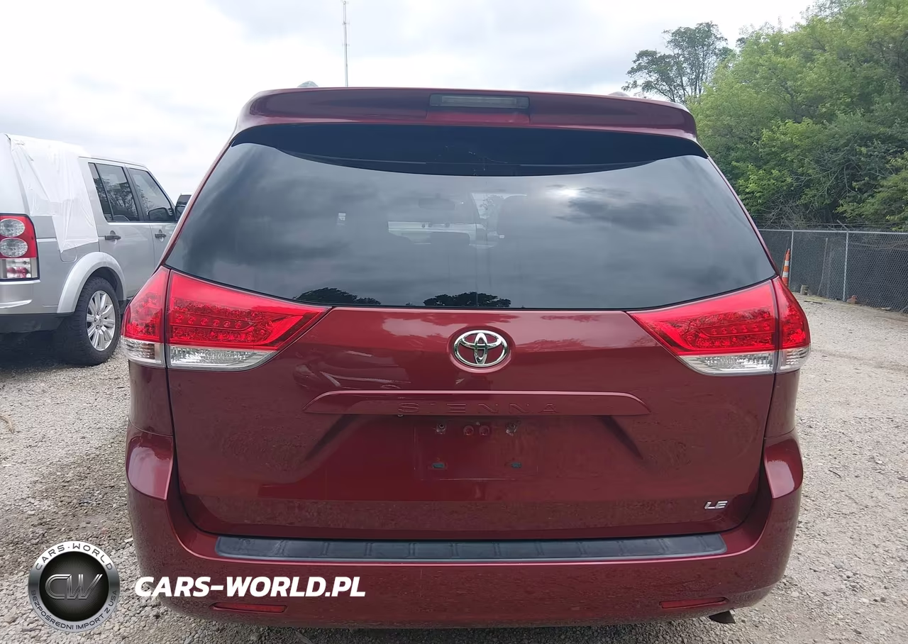 2013 Toyota Sienna Le V6 8 Passenger VIN:5TDKK3DC5DS371229 - 16
