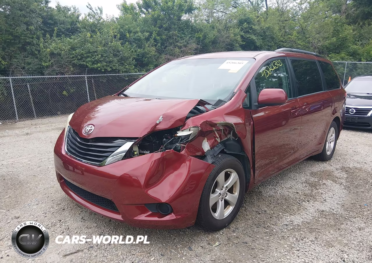 2013 Toyota Sienna Le V6 8 Passenger VIN:5TDKK3DC5DS371229 - 2