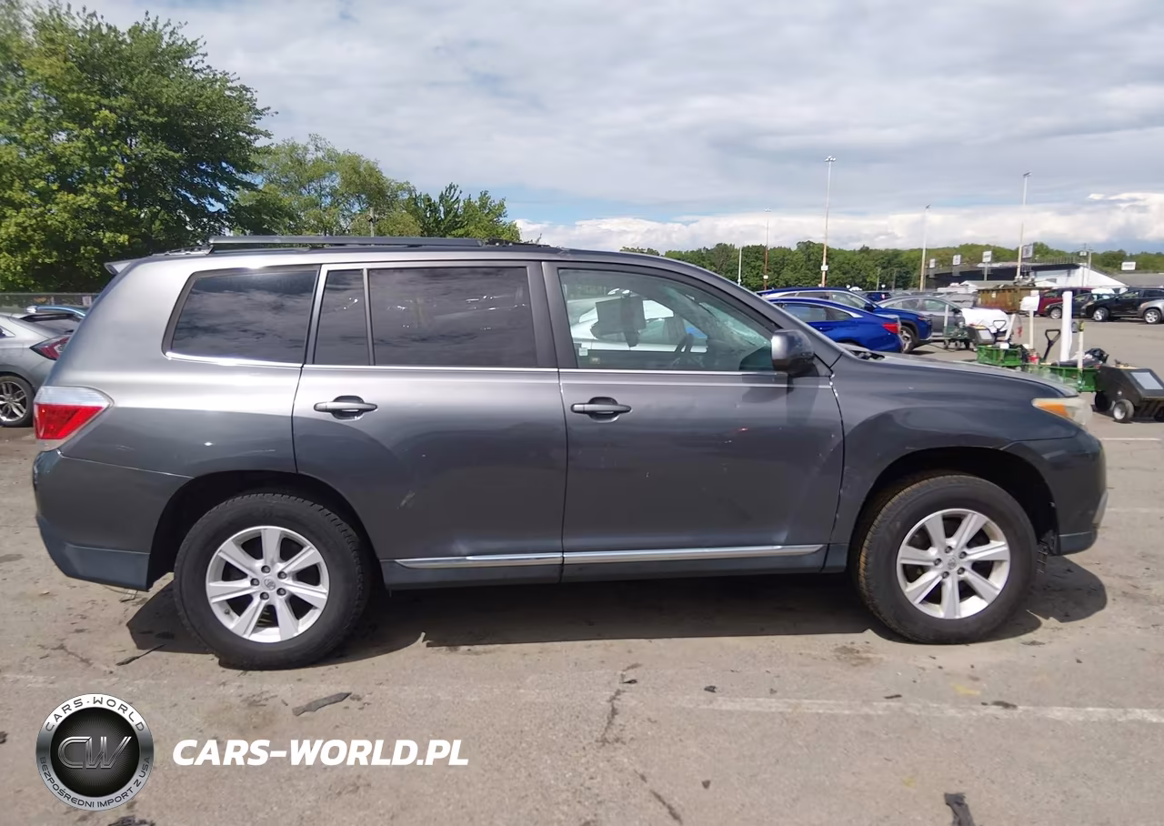2012 Toyota Highlander Base V6 VIN:5TDBK3EH1CS095446 - 13