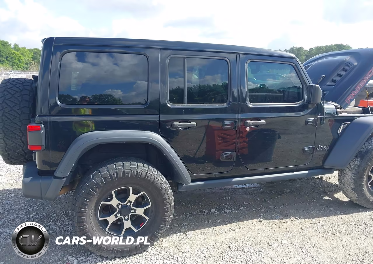 2018 Jeep Wrangler Unlimited Rubicon 4X4 VIN:1C4HJXFG3JW327522 - 6