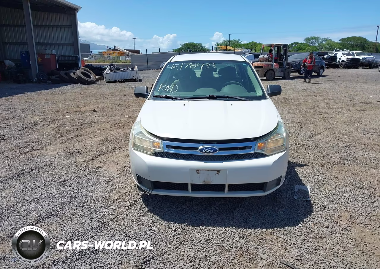 2010 Ford Focus S VIN:1FAHP3EN5AW257356 - 12