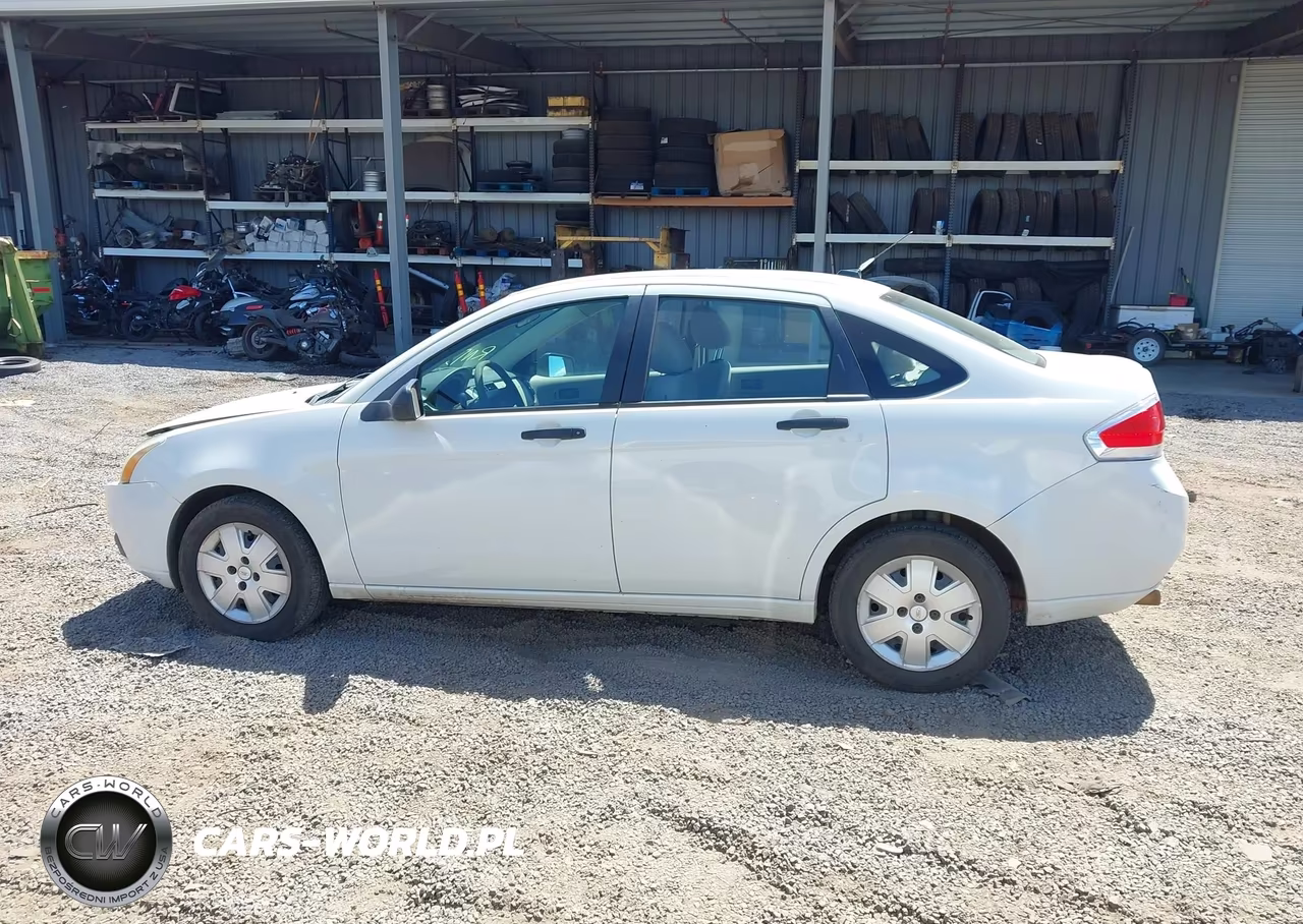 2010 Ford Focus S VIN:1FAHP3EN5AW257356 - 14