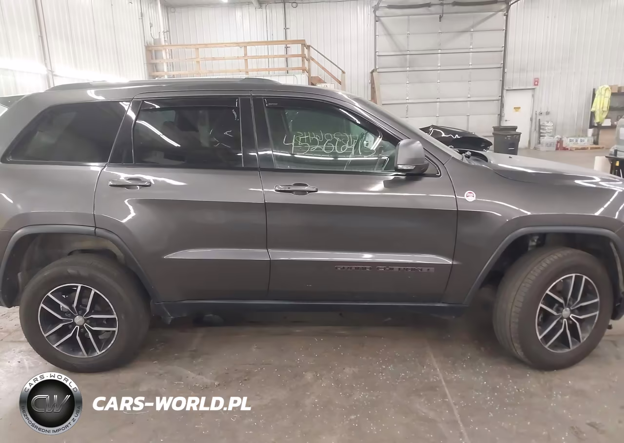 2017 Jeep Grand Cherokee Trailhawk 4X4 VIN:1C4RJFLT3HC612958 - 14