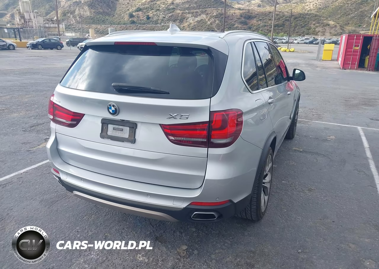 2018 BMW X5 xDrive35D VIN:5UXKS4C5XJ0Y17851 - 4