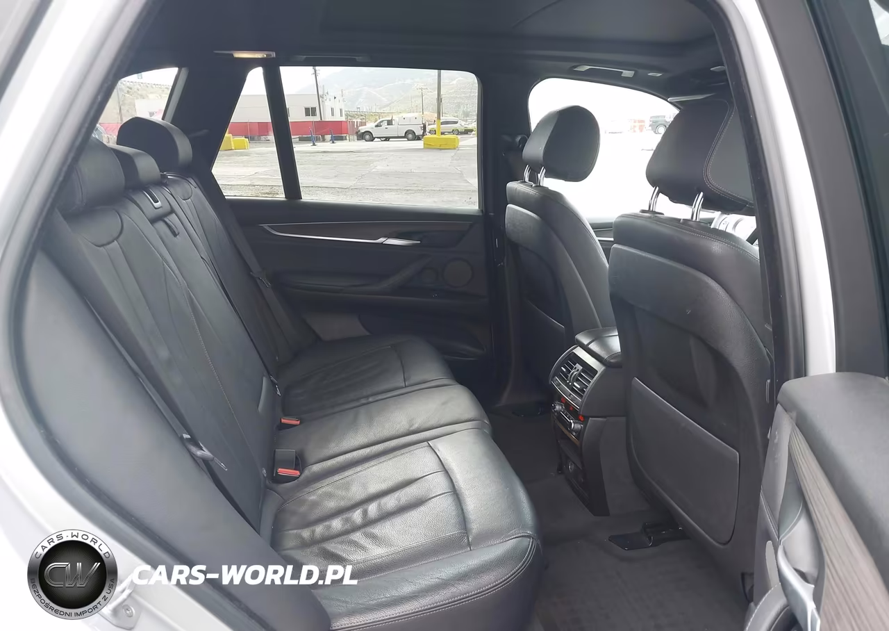 2018 BMW X5 xDrive35D VIN:5UXKS4C5XJ0Y17851 - 8