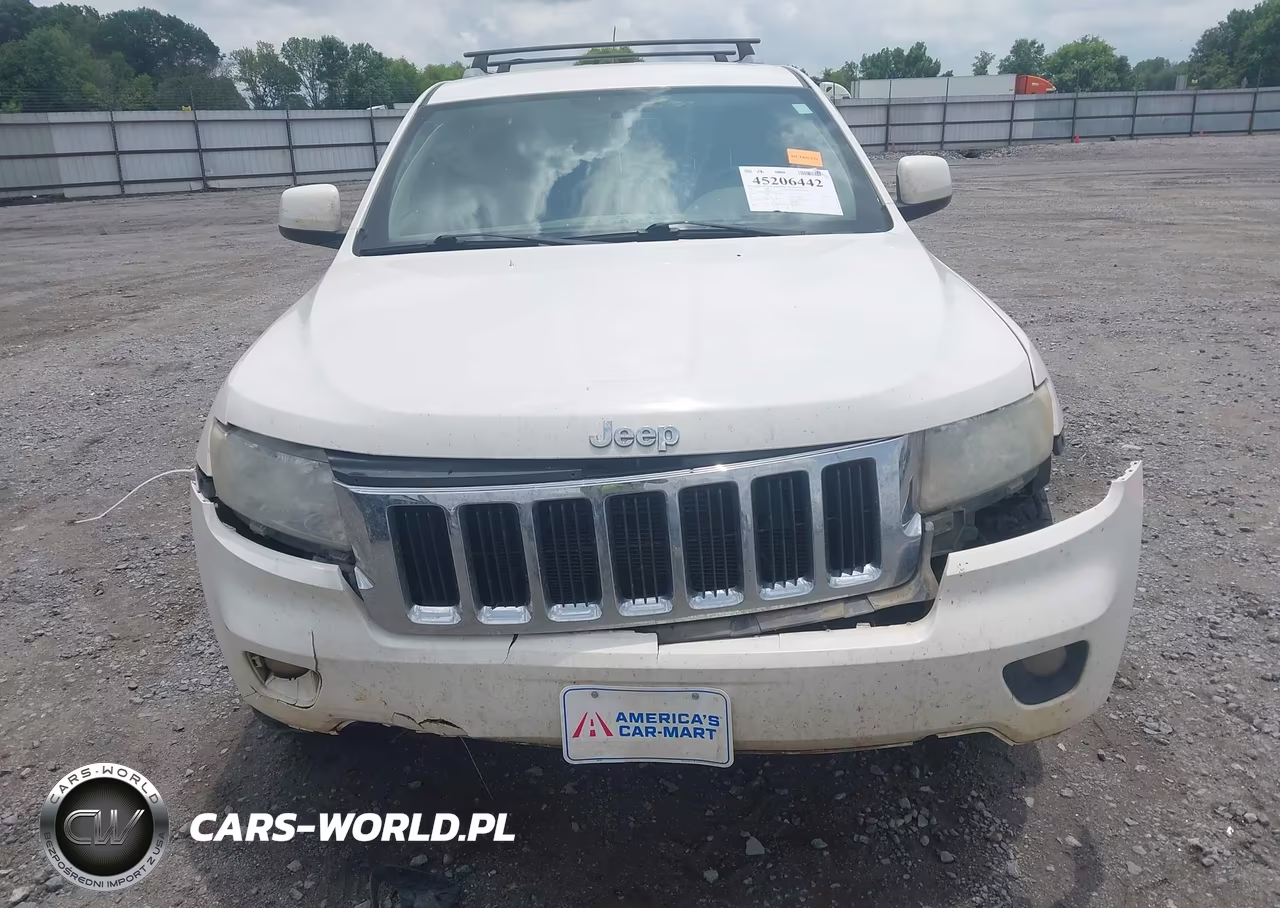 2011 Jeep Grand Cherokee Laredo VIN:1J4RR4GT8BC544150 - 12