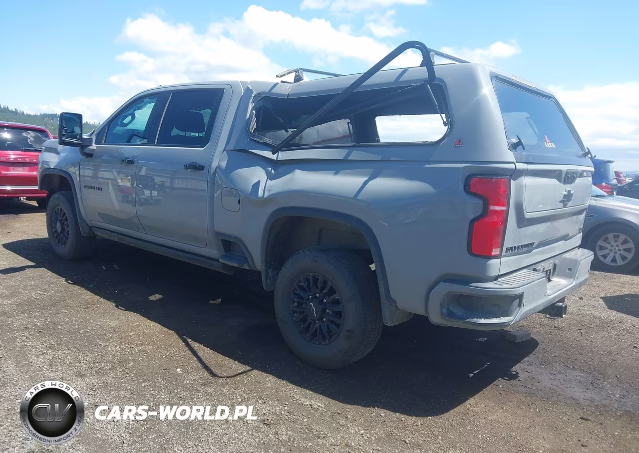 2024 Chevrolet Silverado 2500Hd 4Wd Standard Bed Ltz VIN:2GC4YPEY2R1250519 - 3