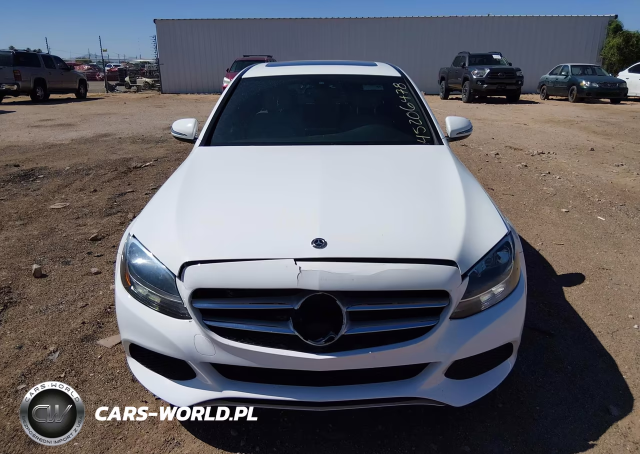 2018 Mercedes-Benz C 300 VIN:55SWF4JB9JU238611 - 12