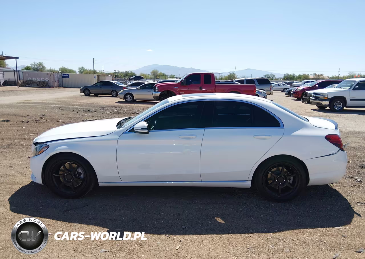 2018 Mercedes-Benz C 300 VIN:55SWF4JB9JU238611 - 14