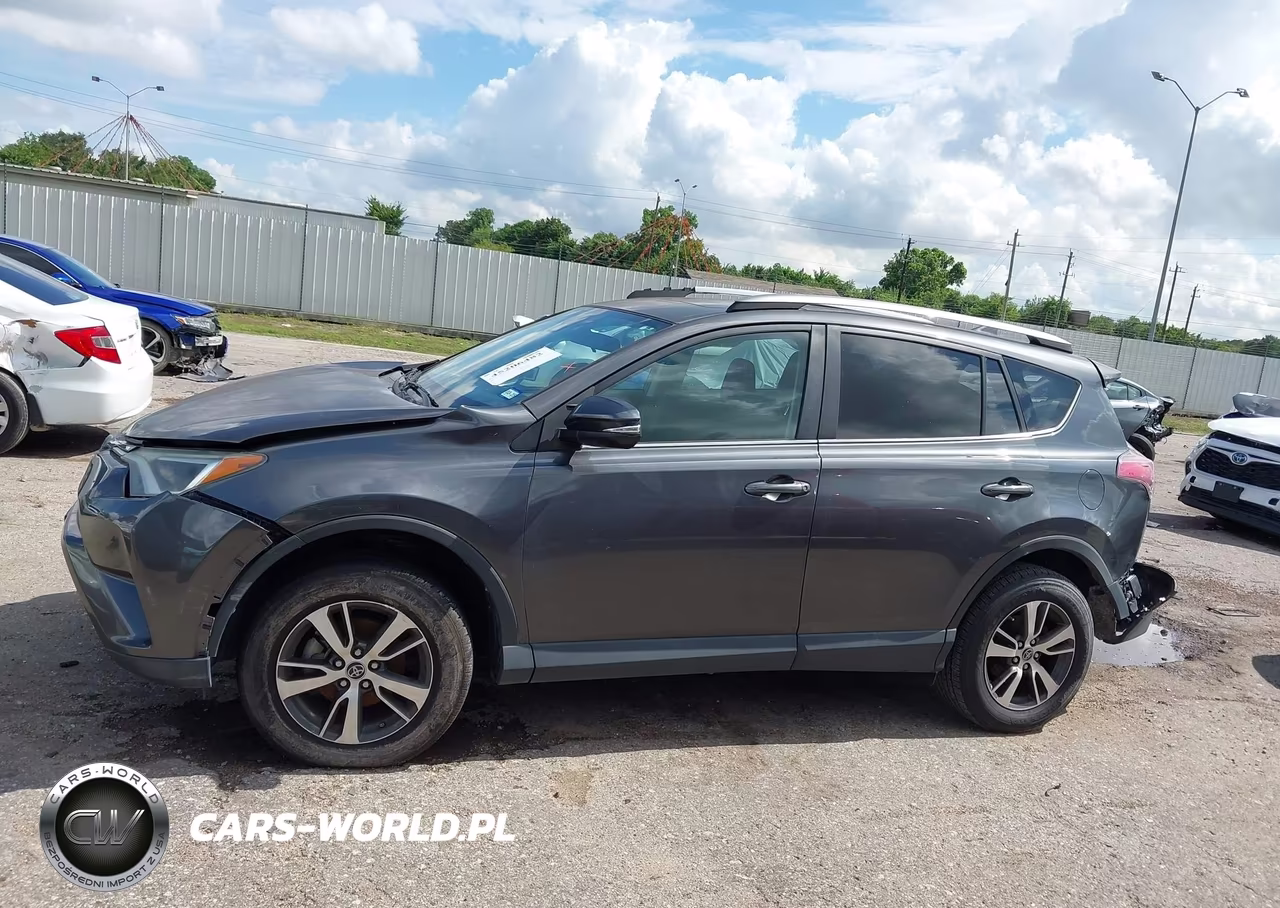 2018 Toyota Rav4 Xle VIN:2T3WFREV5JW433151 - 13