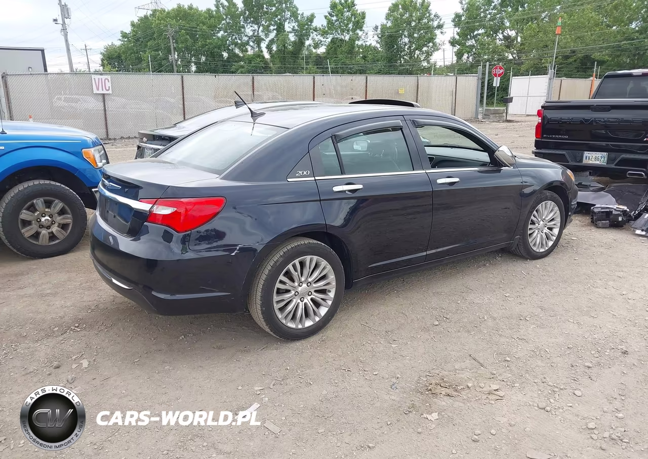 2011 Chrysler 200 Limited VIN:1C3BC2FGXBN594283 - 4