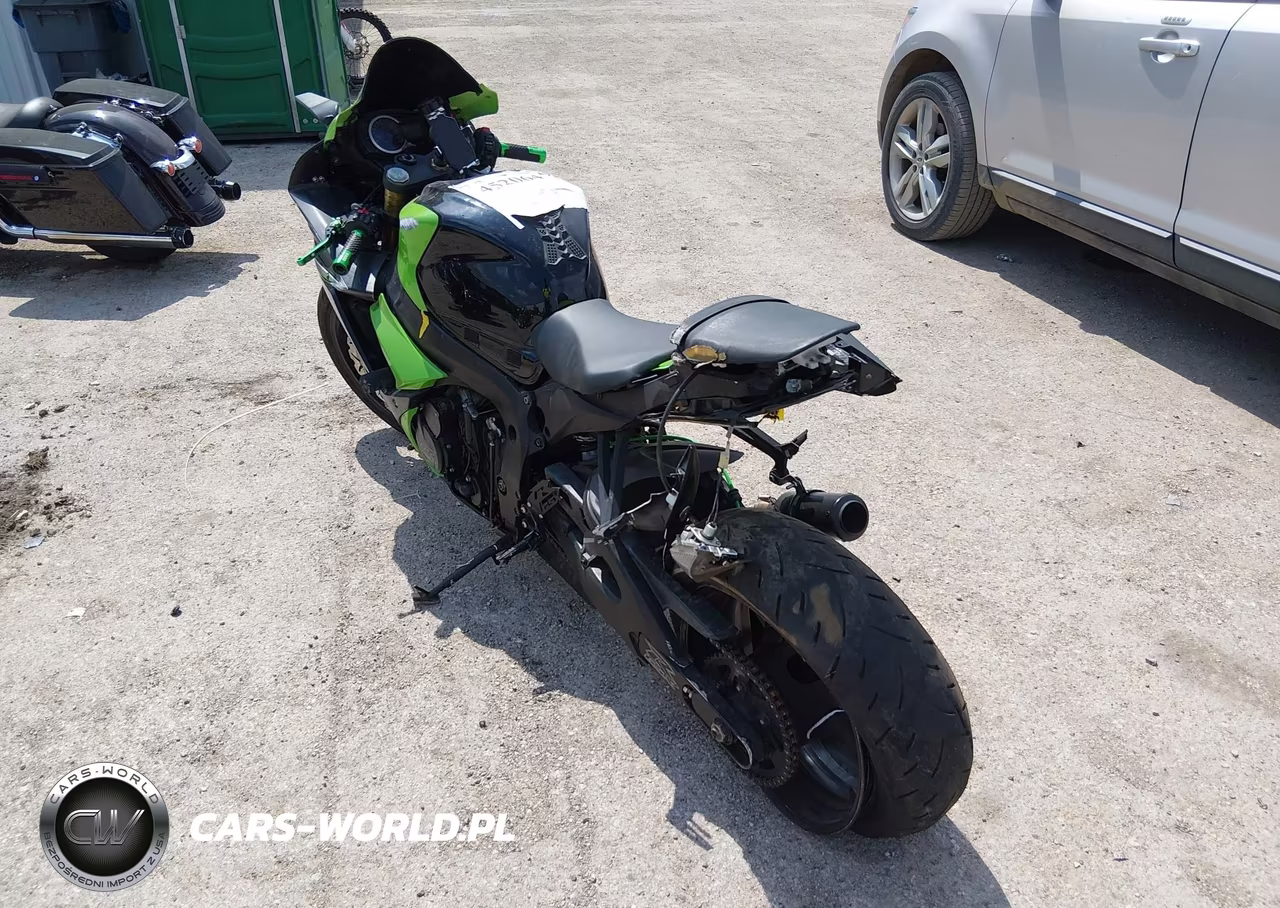 2016 Suzuki Gsx-R750 VIN:JS1GR7MA9G2100154 - 3