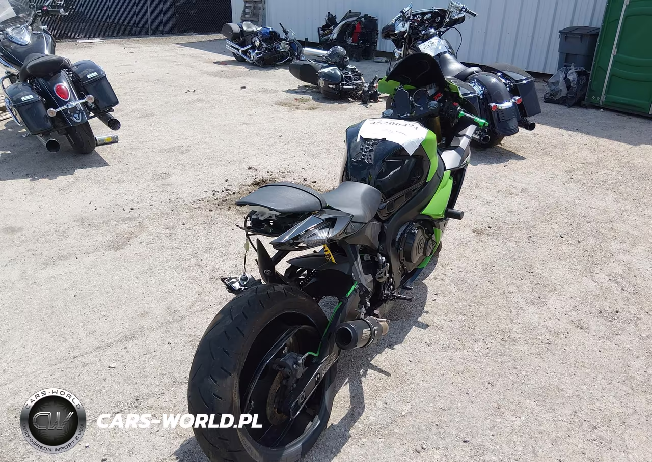 2016 Suzuki Gsx-R750 VIN:JS1GR7MA9G2100154 - 4