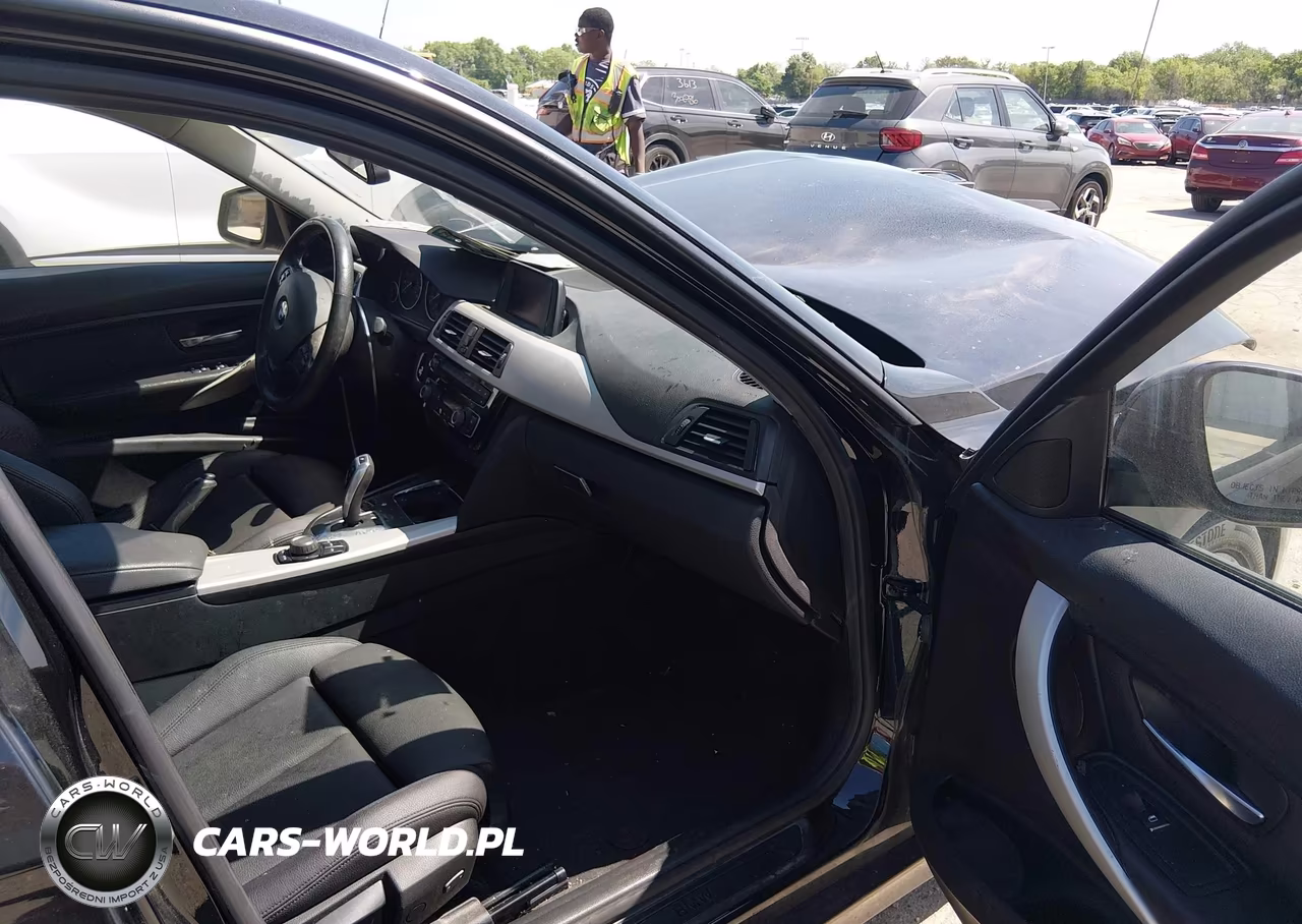 2018 BMW 320I xDrive VIN:WBA8E5G50JNU45973 - 5