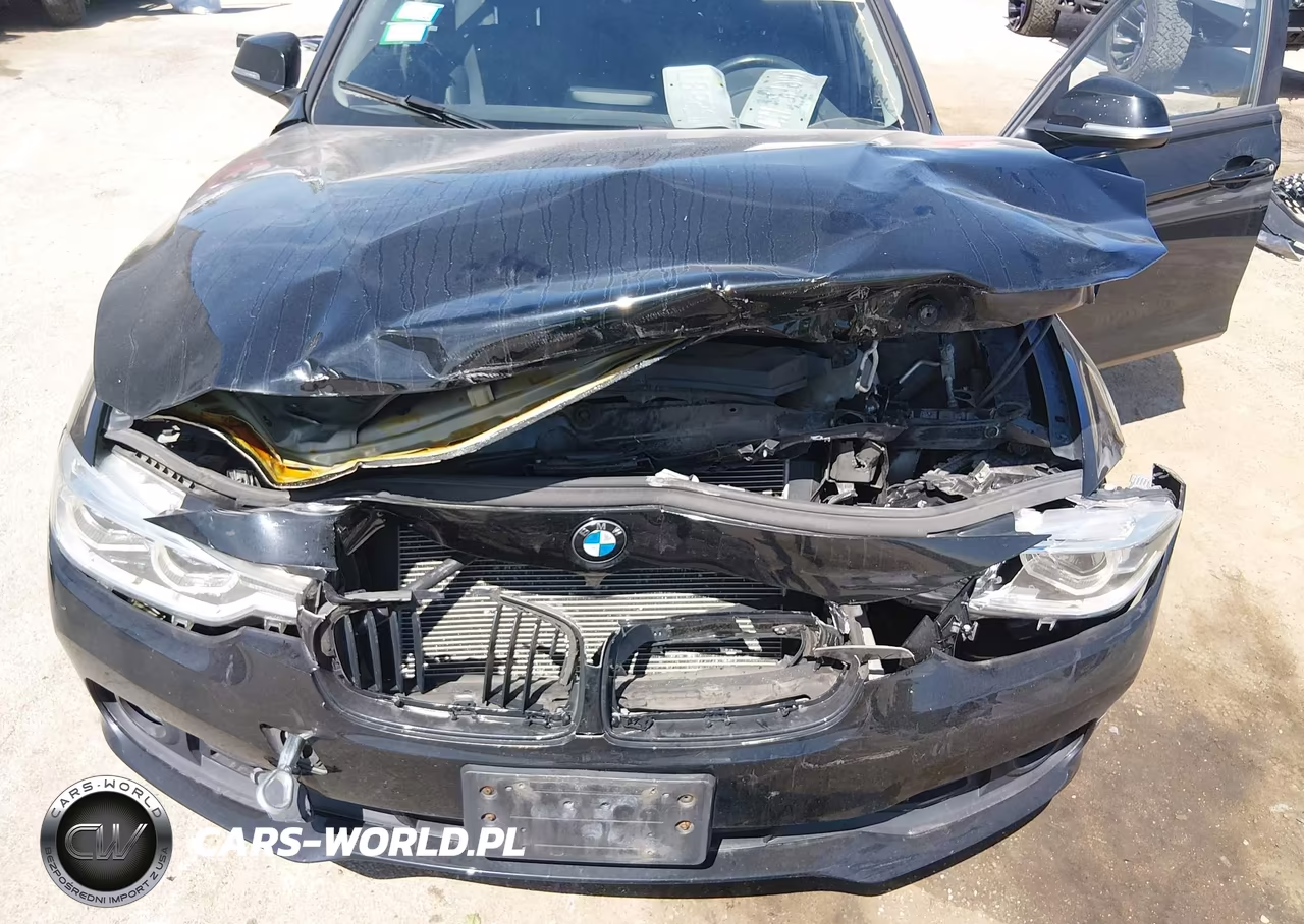 2018 BMW 320I xDrive VIN:WBA8E5G50JNU45973 - 6