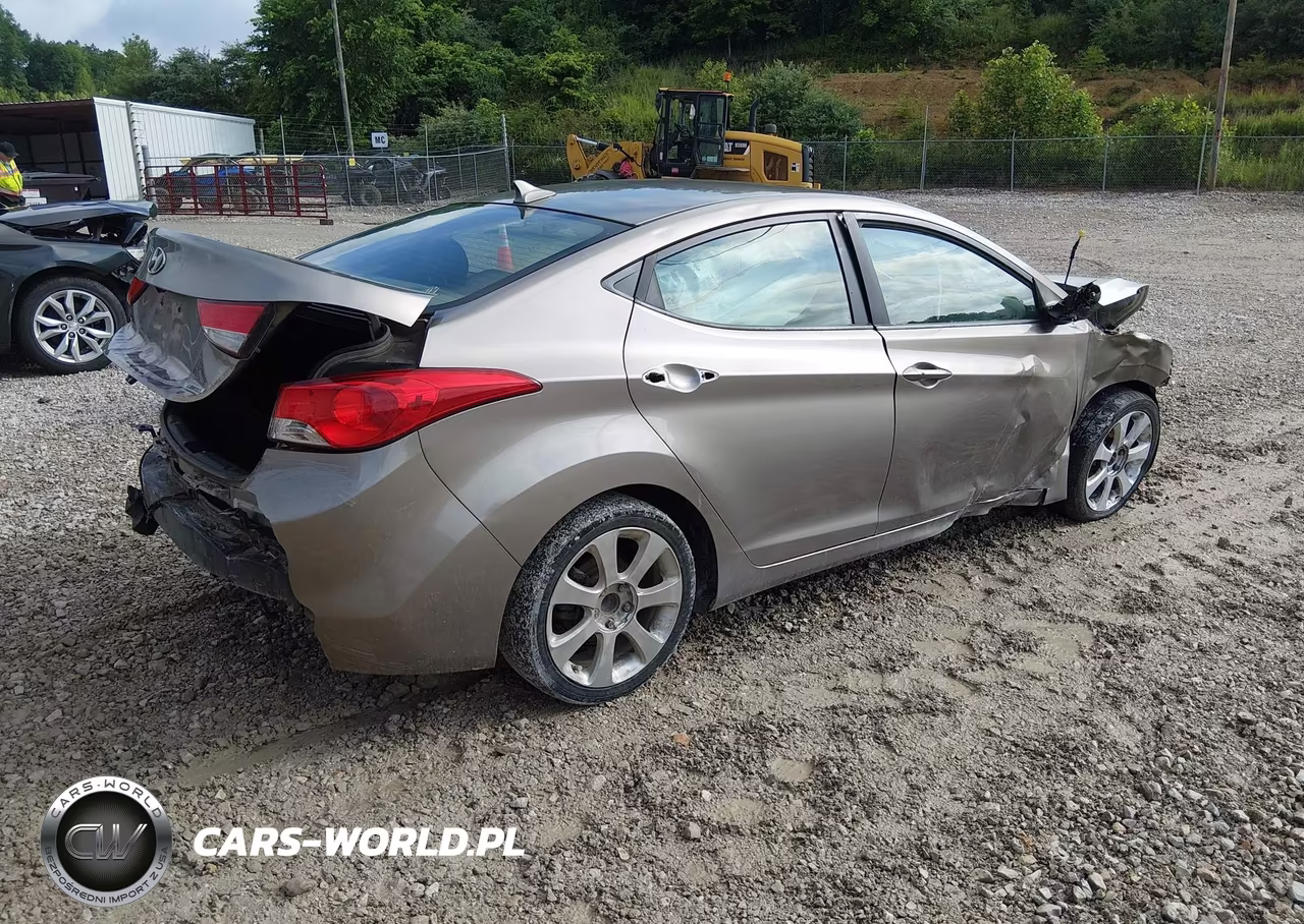 2012 Hyundai Elantra Limited VIN:5NPDH4AE0CH110985 - 4