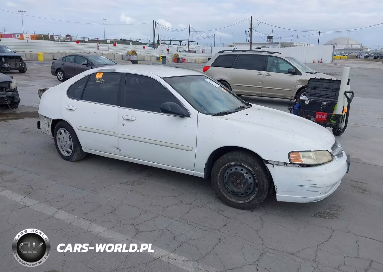 2000 Nissan Altima Gle-Gxe-Se-Xe
