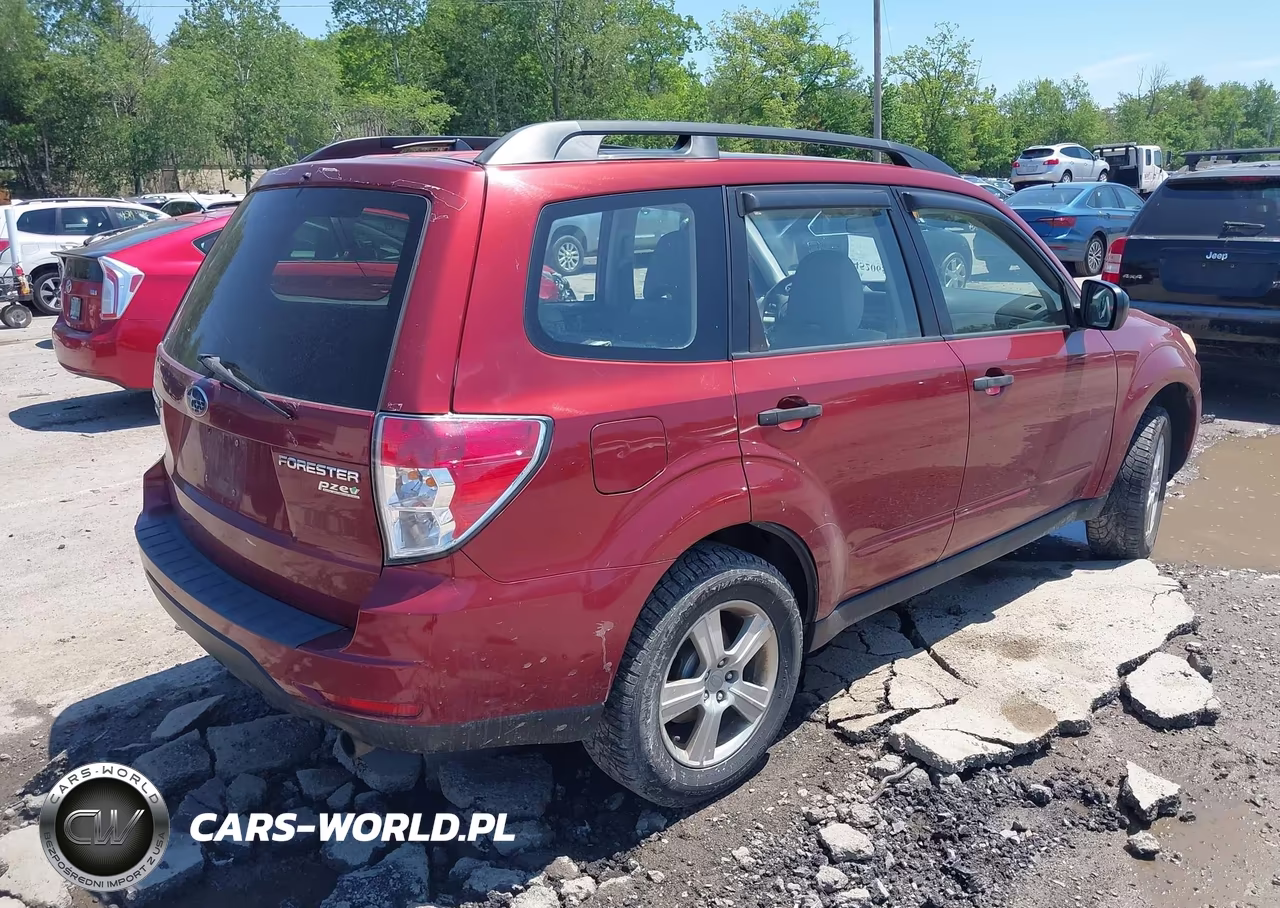 2012 Subaru Forester 2.5X VIN:JF2SHABC8CH463302 - 4