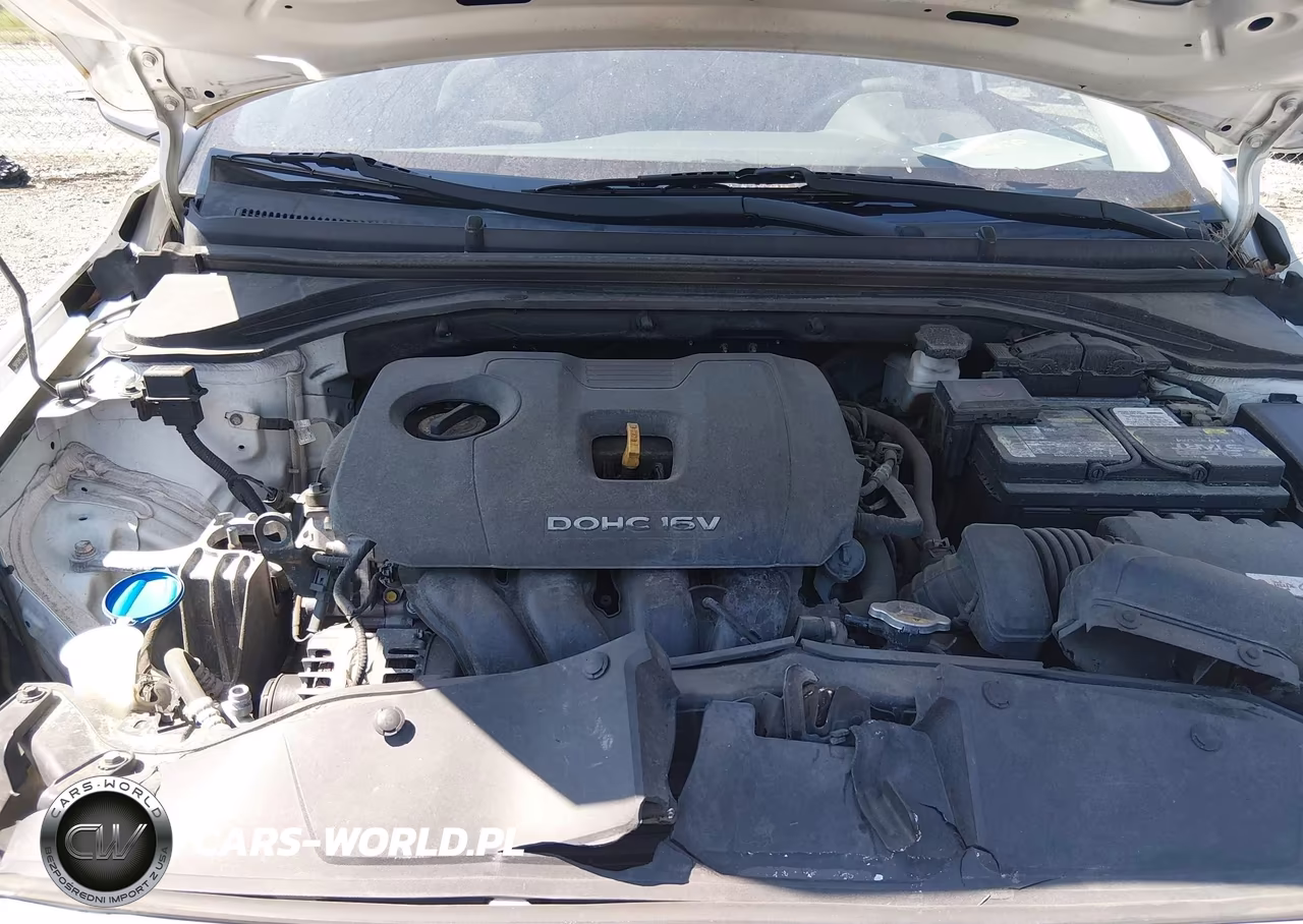 2018 Hyundai Elantra Sel VIN:5NPD84LF2JH237949 - 10