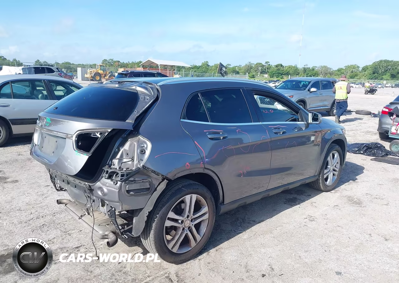 2015 Mercedes-Benz Gla 250 VIN:WDCTG4EB7FJ113287 - 4