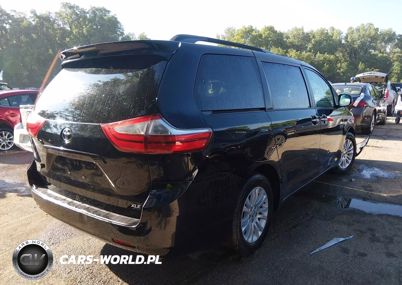 2015 Toyota Sienna Xle 8 Passenger VIN:5TDYK3DC5FS599471 - 4