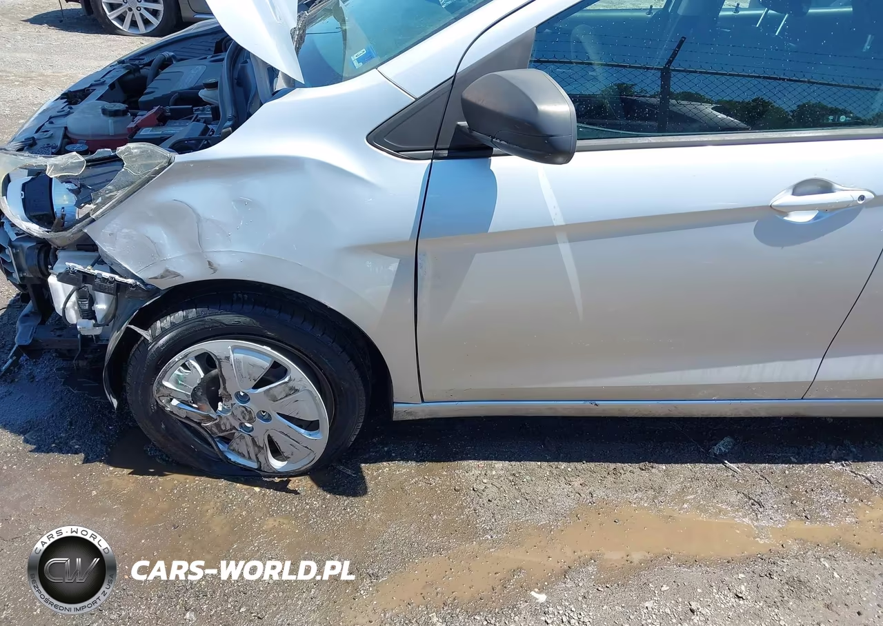 2017 Chevrolet Spark Ls Cvt VIN:KL8CB6SA7HC744584 - 6