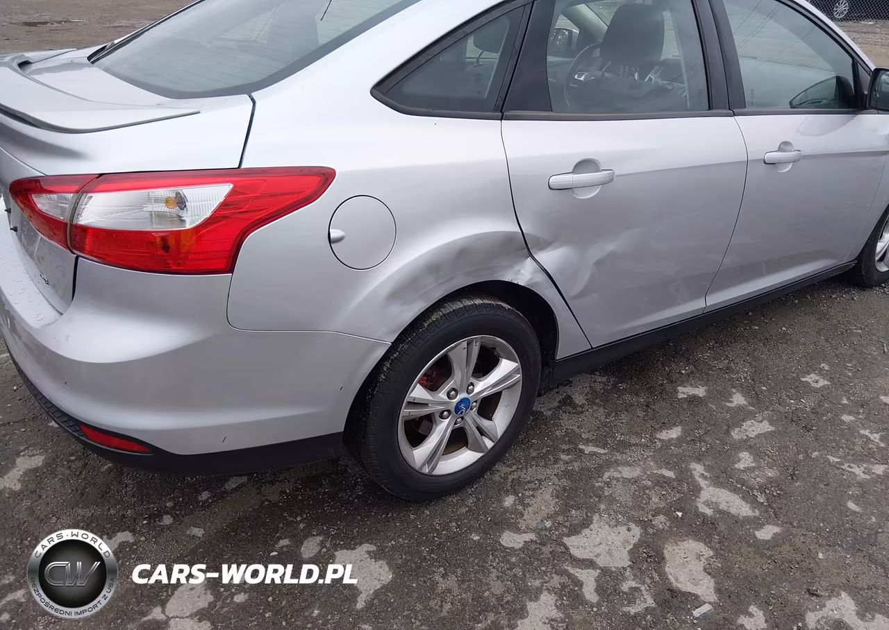 2012 Ford Focus Se VIN:1FAHP3F2XCL341343 - 6