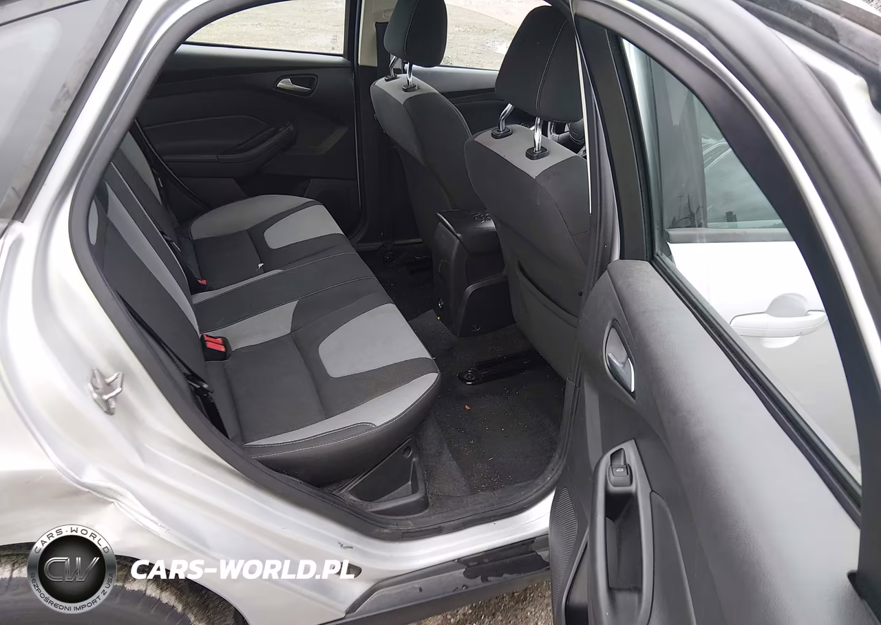 2012 Ford Focus Se VIN:1FAHP3F2XCL341343 - 8