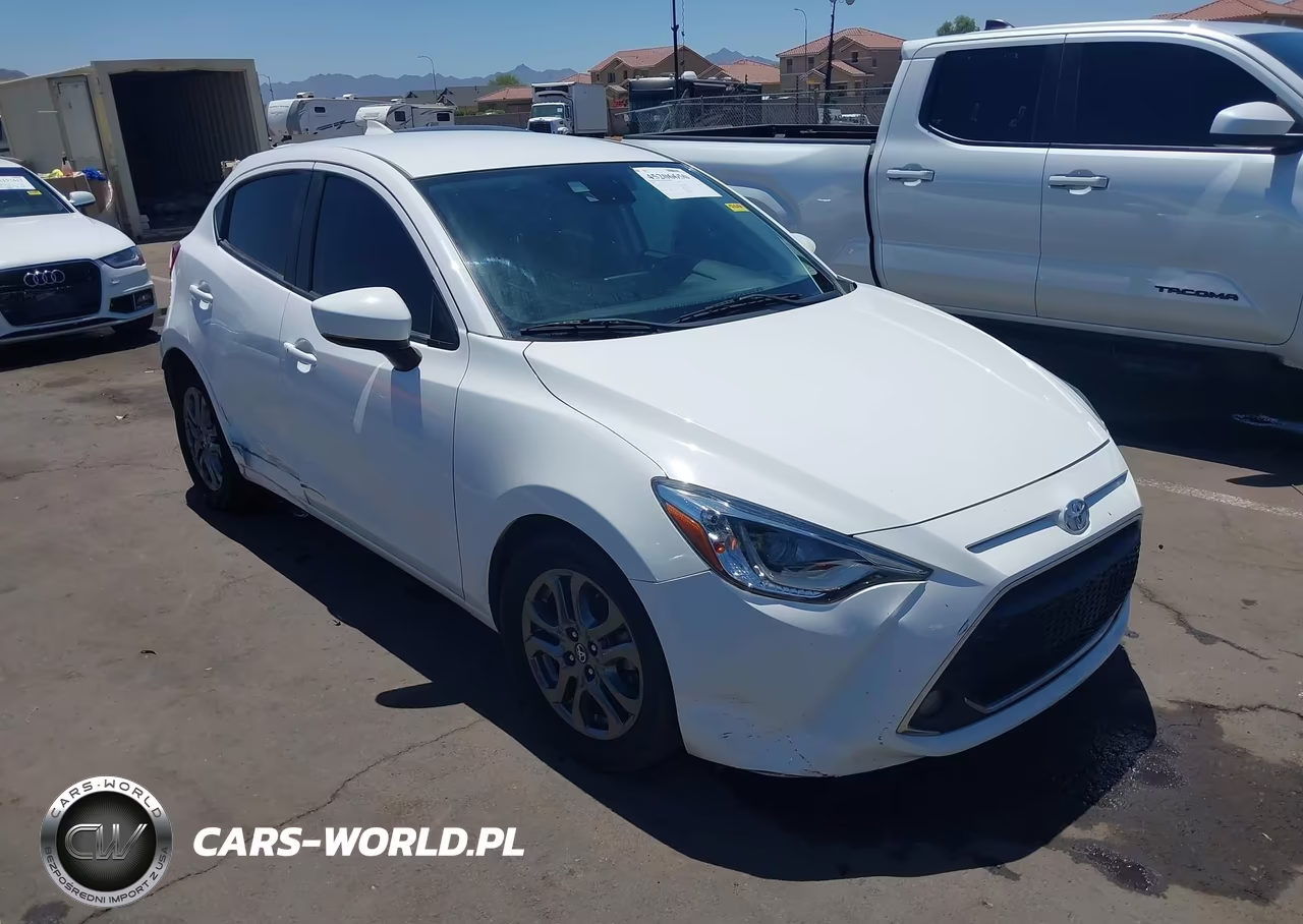 2020 Toyota Yaris Xle – zdjęcie 1 z 17