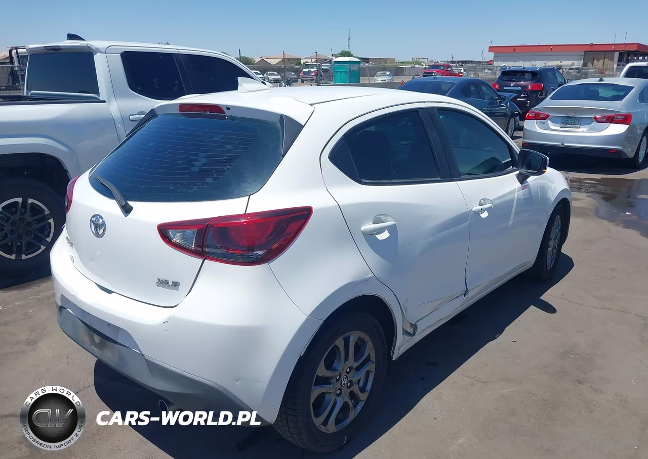 2020 Toyota Yaris Xle VIN:3MYDLBJV7LY707140 - 4