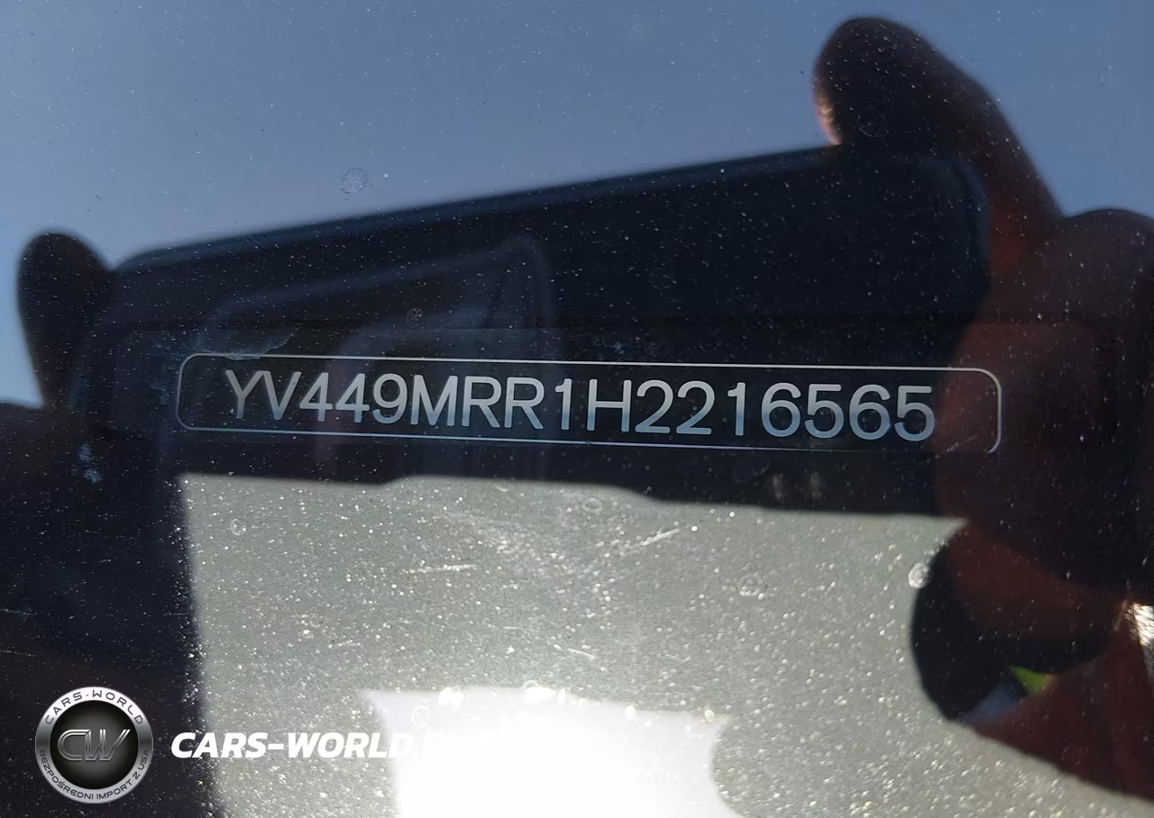 2017 Volvo Xc60 T6 Dynamic VIN:YV449MRR1H2216565 - 9