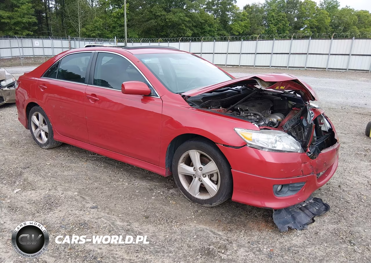 2011 Toyota Camry Se – zdjęcie 1 z 13