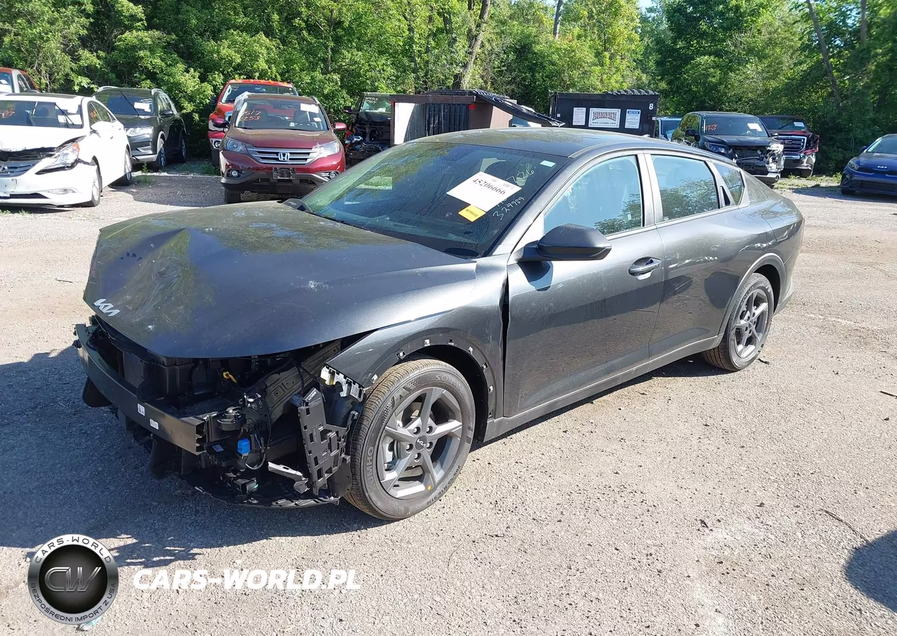 2026 Kia K4 Lxs VIN:3KPFT4DE8TE329989 - 2