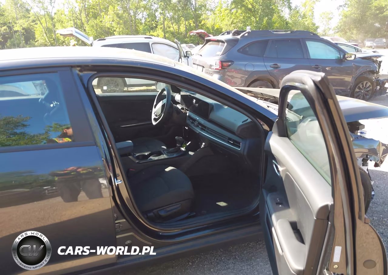 2026 Kia K4 Lxs VIN:3KPFT4DE8TE329989 - 5