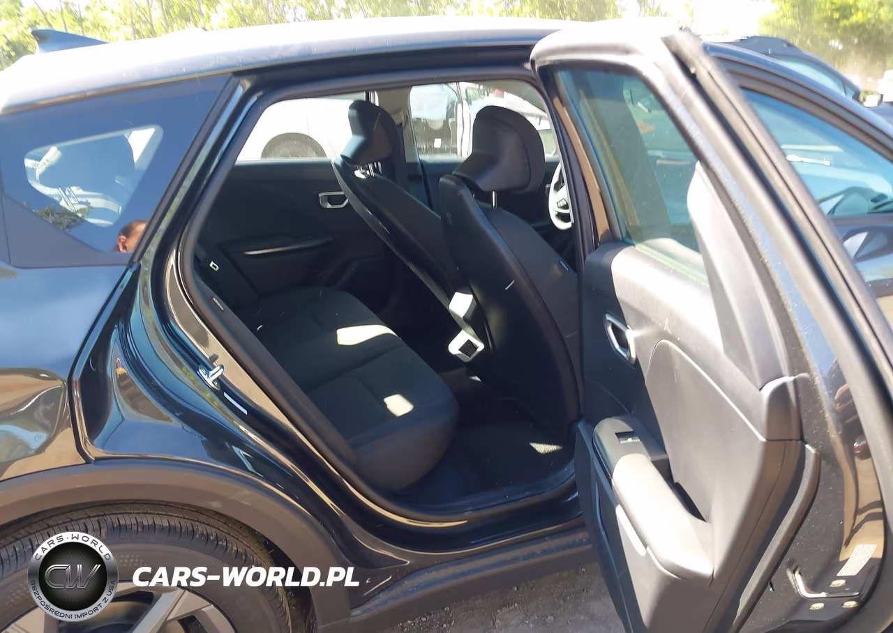 2026 Kia K4 Lxs VIN:3KPFT4DE8TE329989 - 8
