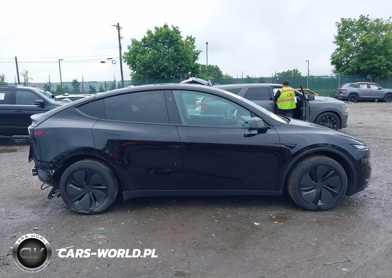 2026 Tesla Model Y All-Wheel Drive-Long Range Launch Series-Premium All-Wheel Drive VIN:7SAYGDEE8TA594224 - 13