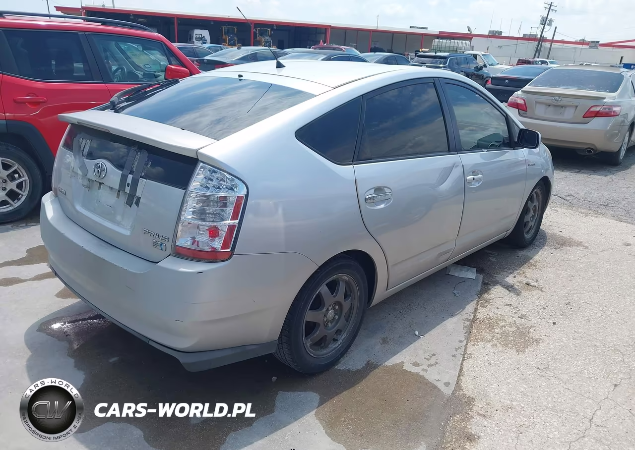 2008 Toyota Prius Touring VIN:JTDKB20U387714242 - 4
