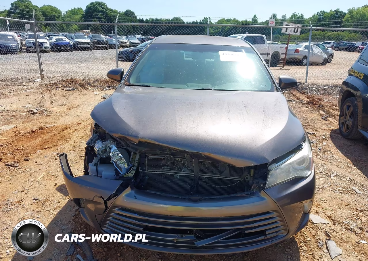 2015 Toyota Camry Hybrid Le VIN:4T1BD1FK6FU164409 - 12