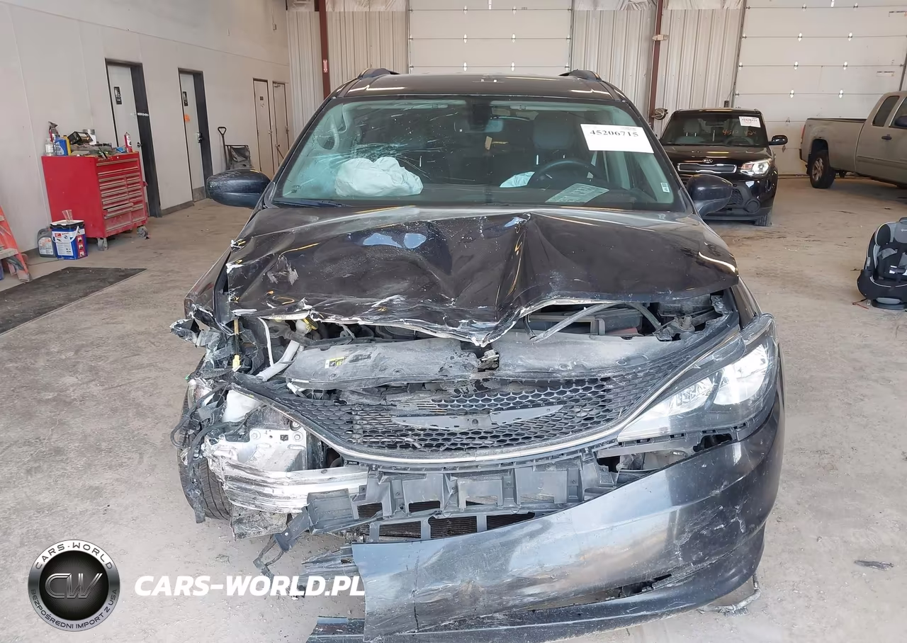 2020 Chrysler Voyager Lxi VIN:2C4RC1DGXLR146900 - 12