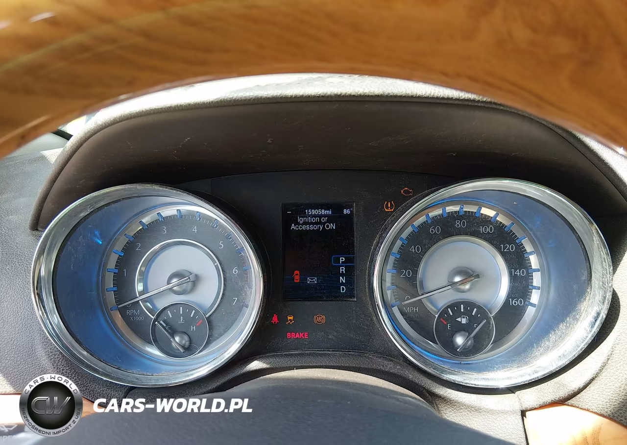 2013 Chrysler 300C VIN:2C3CCAETXDH519964 - 7