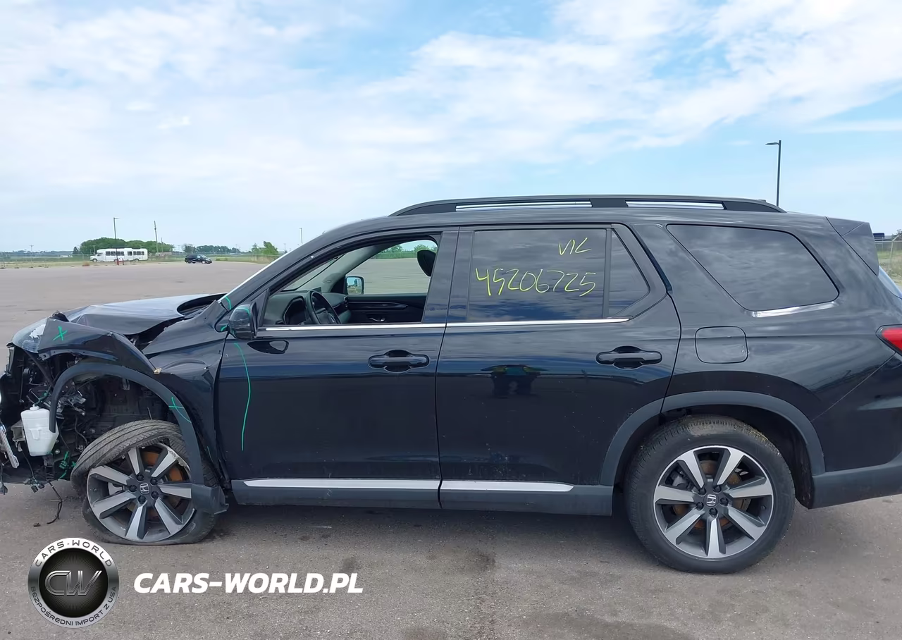 2025 Honda Pilot Elite VIN:5FNYG1H85SB131721 - 15