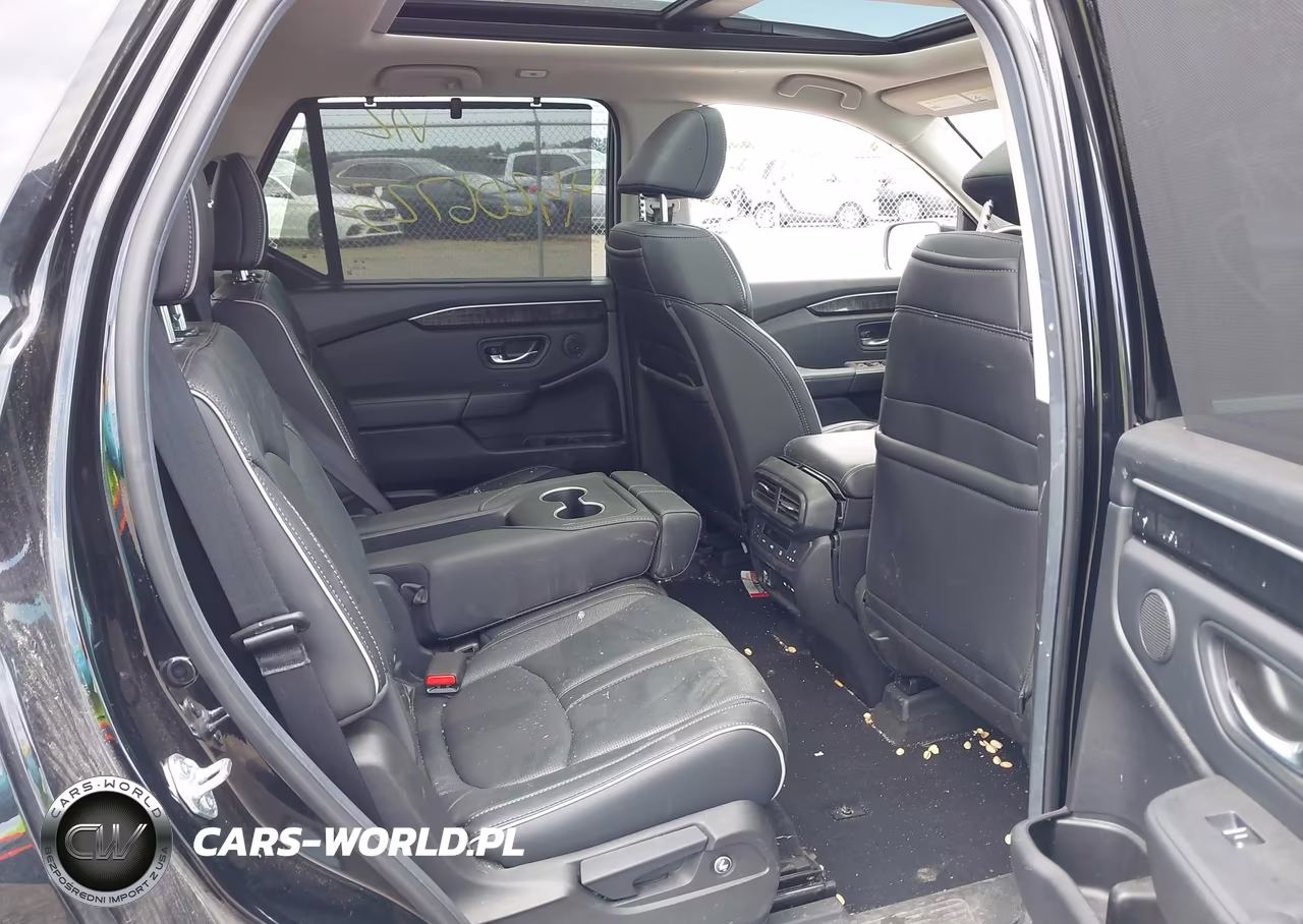2025 Honda Pilot Elite VIN:5FNYG1H85SB131721 - 8