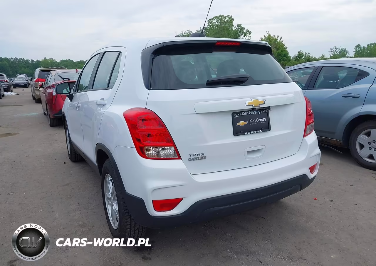 2020 Chevrolet Trax Fwd Ls VIN:3GNCJKSB4LL121133 - 3