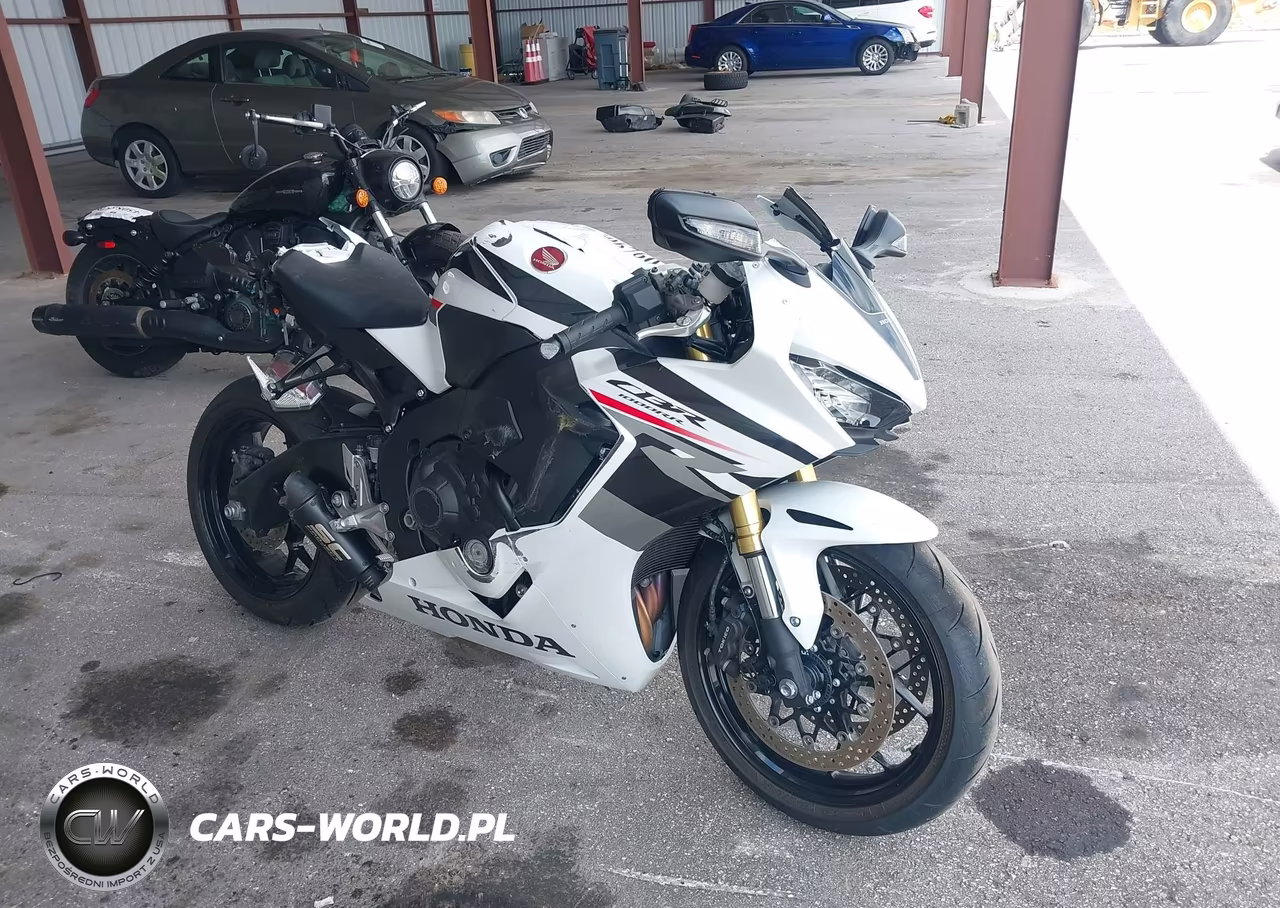 2026 Honda Cbr1000 Rr – zdjęcie 1 z 18