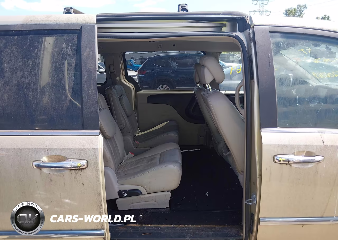 2011 Chrysler Town & Country Touring-L VIN:2A4RR8DG5BR721954 - 8
